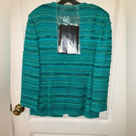 NWT!!—ST. JOHN COUTURE Blazer, Sz. 10, “Jade Multi”—Stunning! - Picture 2 of 4